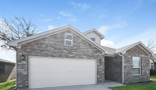 5605 Donnelly Ave, Fort Worth, TX 76107-5915