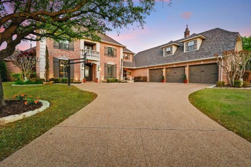 916 Fairway View Dr, Midlothian, TX 76063-3469