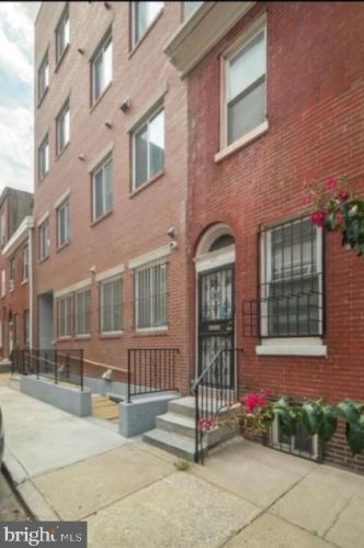 226 Camac St, Philadelphia, PA 19107