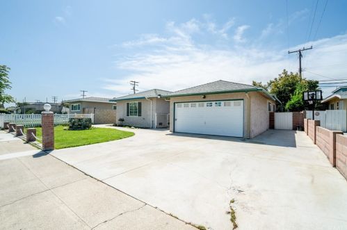 1252 Kenwood Ave, Anaheim, CA 92805-1104