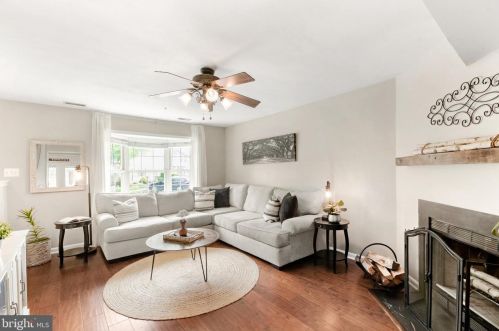 301 Old Oak Pl, Graceham, MD 21788-1855