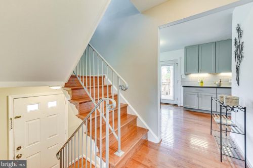 5500 Kendrick Ln, Springfield, VA 22015-1931