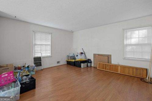 5348 Denny Dr, Atlanta GA  30349-5209 exterior