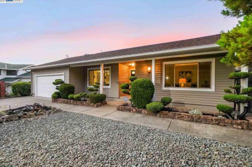 2180 Dexter Ct, Hayward, CA 94541-4456