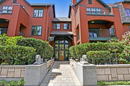 38 3rd St, Los Altos, CA 94022-2713