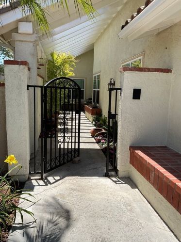 36 Sunlight, Irvine CA  92603-3724 exterior