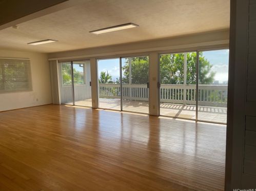 1637 Quincy Pl, Honolulu, HI 96816-2019