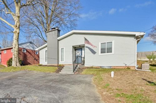 1915 Ursinus Ave, Lancaster, PA 17603-4410