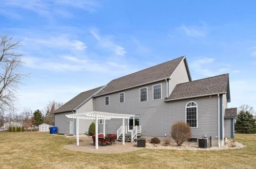 16 Joseph Farm Rd, East Windsor, CT 06016-1002
