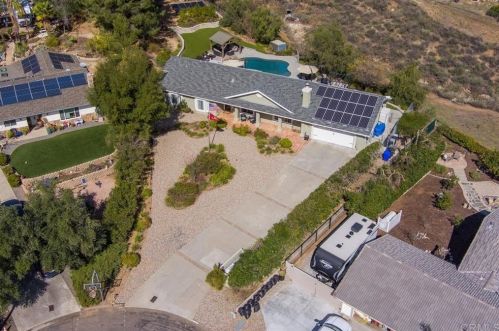 17339 Abrigo Way, Ramona, CA 92065-4002