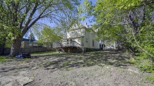 1736 Ames Pl, Saint Paul MN  55106-2954 exterior