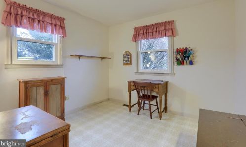 154 Amsterdam Rd, Lancaster PA  17603-9719 exterior