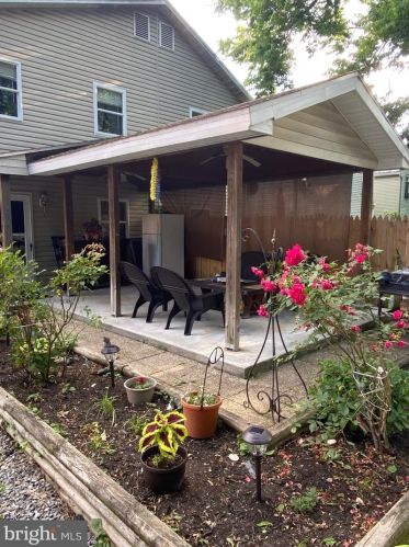 125 North St, Carlisle PA  17013-2431 exterior