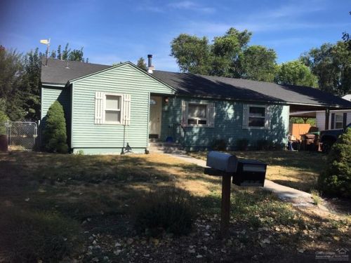 704 Elm St, Prineville, OR 97754-1608