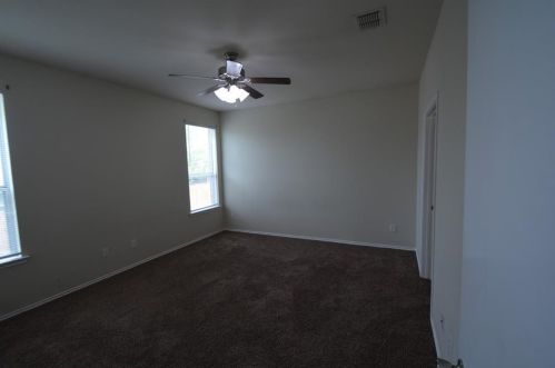 6521 Waterhill Ln, Fort Worth TX  76179-4196 exterior