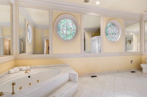 1820 Garraux Rd, Atlanta GA  30327-2504 exterior