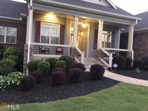 65 Nicklaus Walk, Newnan, GA 30265-2057