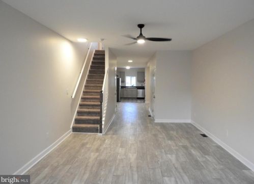 221 Powell St, Gloucester, NJ 08030-2035