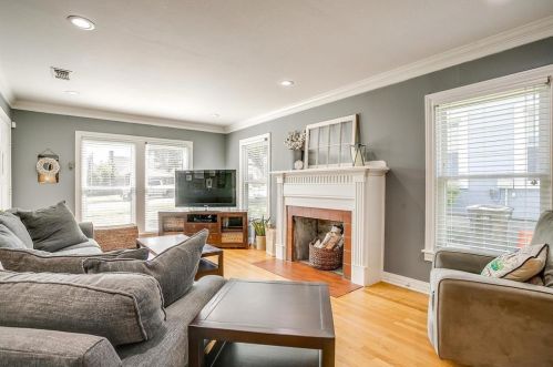 4132 Locke Ave, Fort Worth TX  76107-5515 exterior