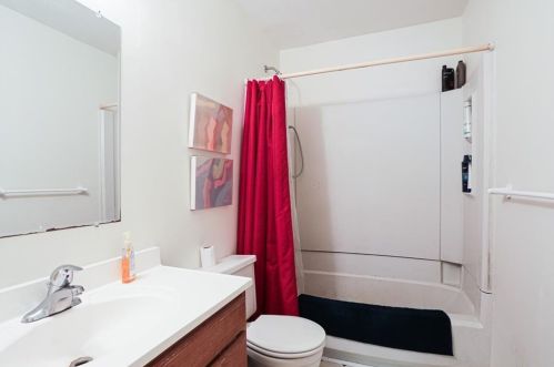 1123 Mcmillan St, Atlanta GA  30318-5414 exterior