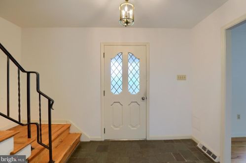 1343 Country Club Dr, Lancaster PA  17601-5209 exterior