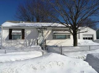 37 Gardner St, Pawtucket, RI 02861-1037