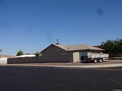 915 Earl Ct, Chemehuevi, CA 92363-2628