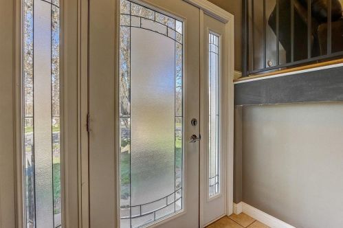 1681 Hickory Hill Dr, Saint Paul MN  55122-2527 exterior