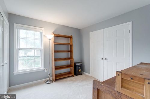 9305 Janphil Ln, Springfield VA  22153-3911 exterior