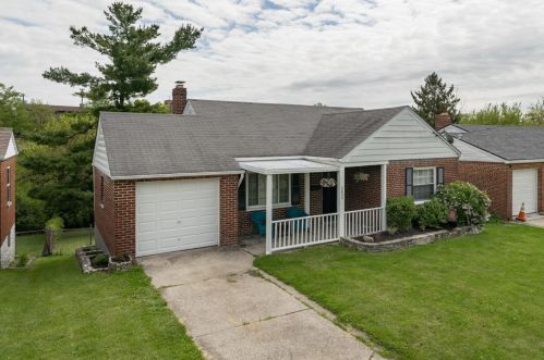 2830 Allview Cir, Cincinnati OH  45238-2015 exterior