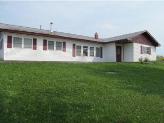 107 Bessette Rd, Georgia VT  05454-9618 exterior