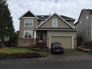 9753 Nottage Dr, Portland OR  97229-5286 exterior