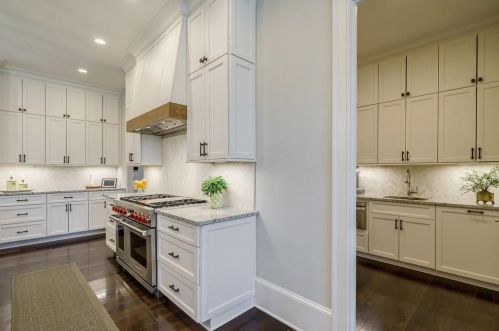 628 Crescent River Pass, Suwanee GA  30024 exterior