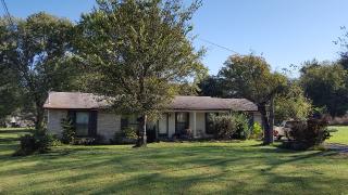 101 Crosslin Cir, Smyrna, TN 37167-3205