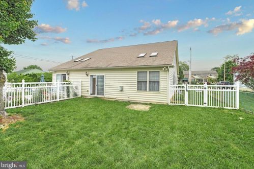 105 Beck Ml Rd, Hanover PA 17331-9758 exterior