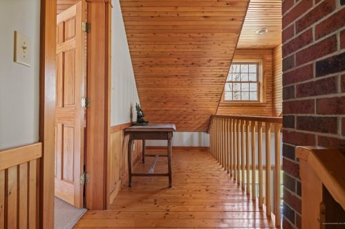 2 Youngs Ln, Freeport ME  04032-6261 exterior
