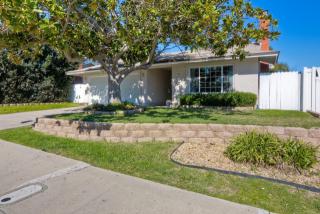 10034 Woodglen Vista Dr, Santee, CA 92071-1145