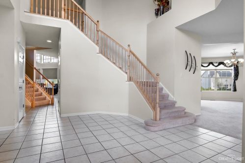 966 Pimlico Ln, Hanover Park, IL 60103-2072