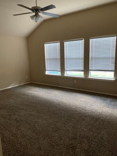 504 Crown Oaks Dr, Fort Worth TX  76131-4264 exterior