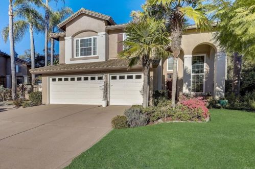 7306 Golden Star Ln, Carlsbad, CA 92011-4852
