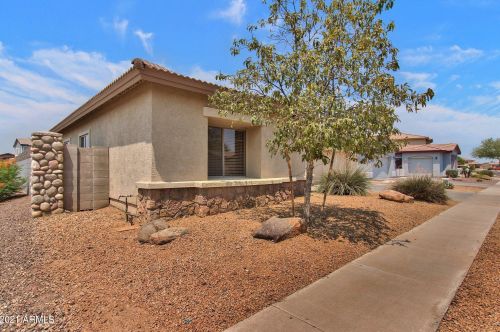 5214 Bowker St, Laveen, AZ 85339-2426