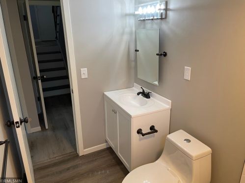 10641 Wren St, Minneapolis MN  55433-4026 exterior