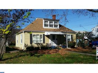 618 Byram St, Reading, PA 19606-1607