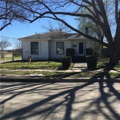 800 Nash St, Garland TX  75040-5639 exterior