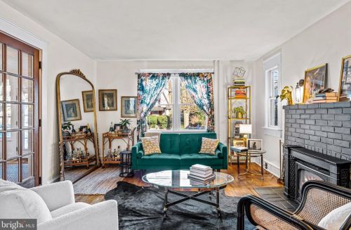 24 Evergreen Ln, Tavistock NJ  08033-1202 exterior