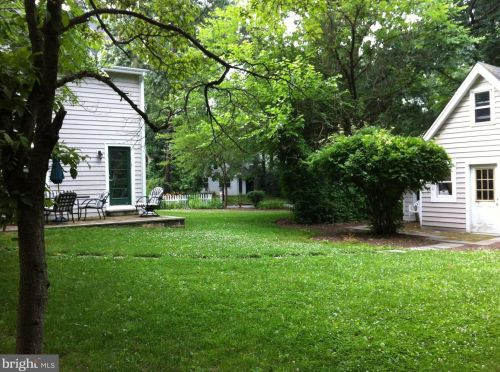 86 Lewisville Rd, Trenton NJ  08648-1801 exterior