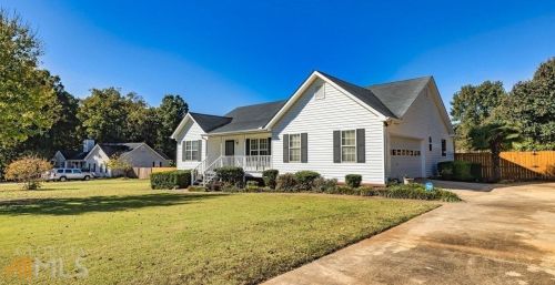 116 Corleys Ln, Locust Grove, GA 30248-2835