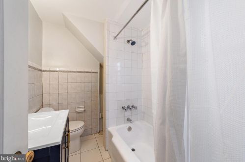 31 Central Ave, Trenton NJ 08610-3801 exterior