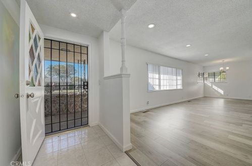 836 Clementine St, Anaheim CA  92805-1801 exterior