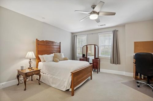 3619 Brookleigh Ln, Atlanta GA  30319-2206 exterior